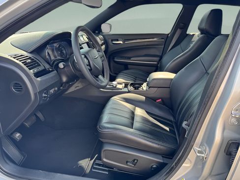 Used 2023 Chrysler 300 S RWD image 19