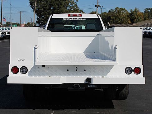 Used 2024 Chevrolet Silverado 3500 W/T w/ Snow Plow Prep Package AWD/4WD image 15