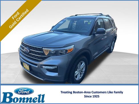 Certified 2022 Ford Explorer XLT w/ Equipment Group 202A AWD/4WD image 1