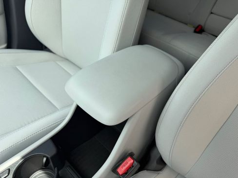 Used 2024 Hyundai Kona SEL FWD image 28