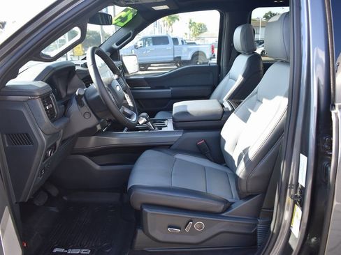 Used 2025 Ford F150 Lightning Lariat AWD/4WD image 21