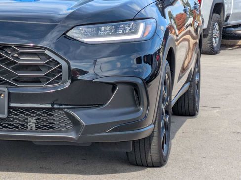 Certified 2023 Honda HR-V Sport image 10