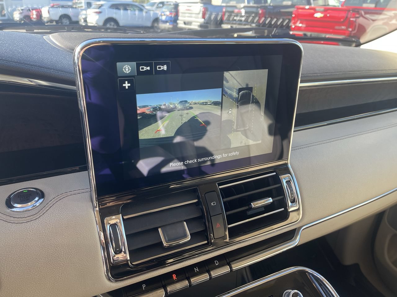 Used 2018 Lincoln Navigator Reserve w/ Technology Package AWD/4WD image 15
