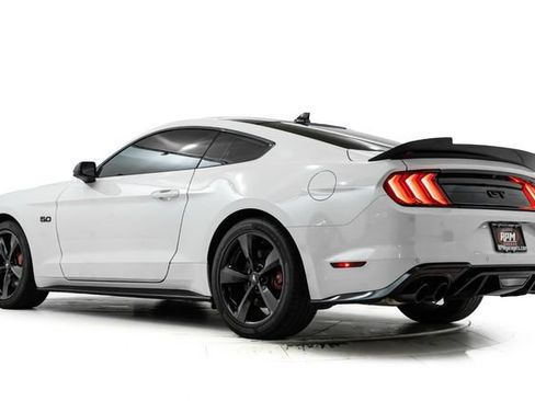 Used 2021 Ford Mustang GT Premium w/ Black Accent Package RWD image 10