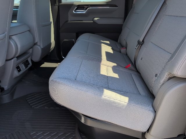 Certified 2026 Chevrolet Silverado 1500 LT AWD/4WD image 7