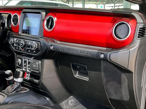 Used 2022 Jeep Wrangler Rubicon w/ LED Lighting Group image 18