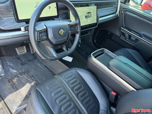 Used 2023 Rivian R1S Adventure AWD/4WD image 19