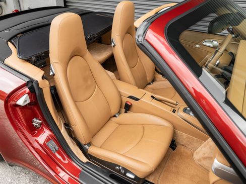 Used 2009 Porsche 911 Carrera 4S AWD/4WD image 8