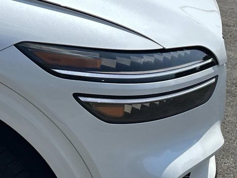 New 2027 Genesis GV70 2.5T Advanced AWD/4WD image 10