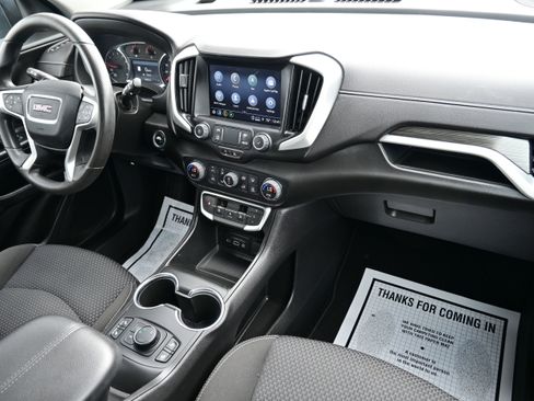Used 2023 GMC Terrain SLE w/ Driver Convenience Package image 21