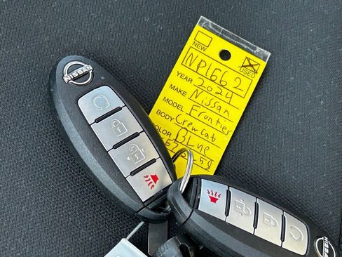 Used 2024 Nissan Frontier Pro-X w/ Technology Package image 47