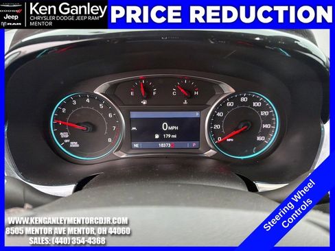 Used 2023 Chevrolet Traverse LT image 14