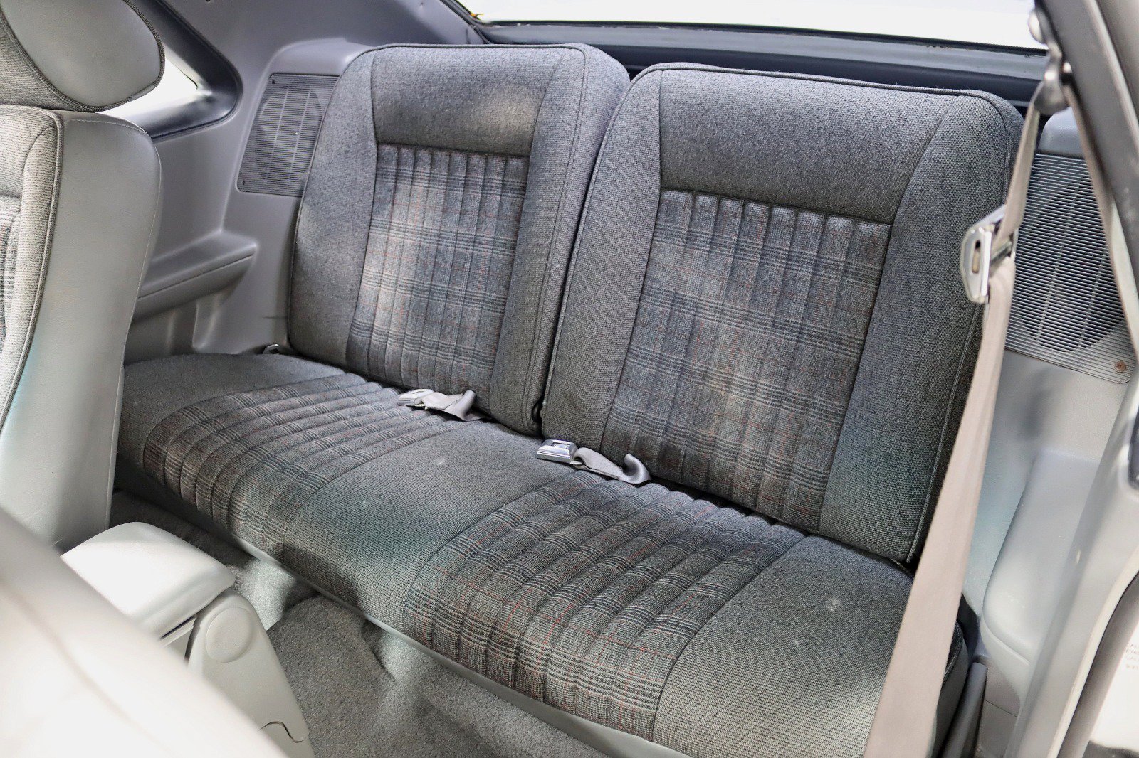Used 1989 Ford Mustang LX RWD image 21