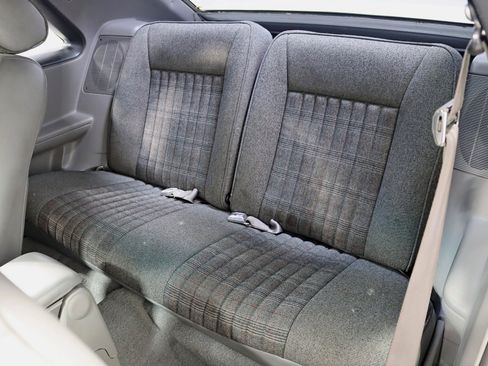 Used 1989 Ford Mustang LX RWD image 21