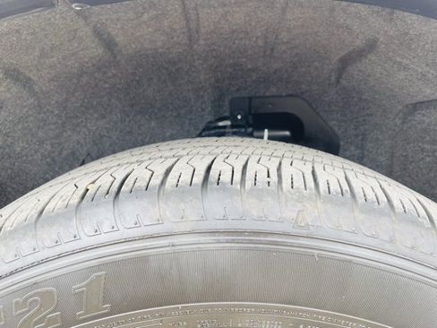 Used 2024 Nissan Rogue Platinum w/ Platinum Premium Package image 8