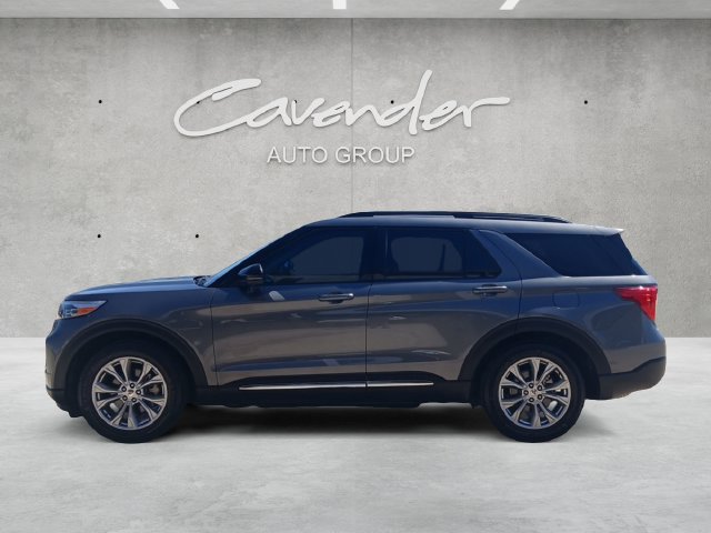 Used 2024 Ford Explorer XLT w/ Equipment Group 202A RWD image 14