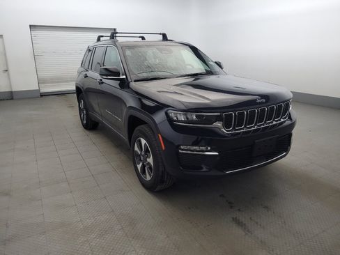 Used 2024 Jeep Grand Cherokee Limited 4xe image 13