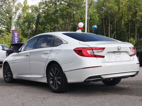 Used 2021 Honda Accord EX-L image 4