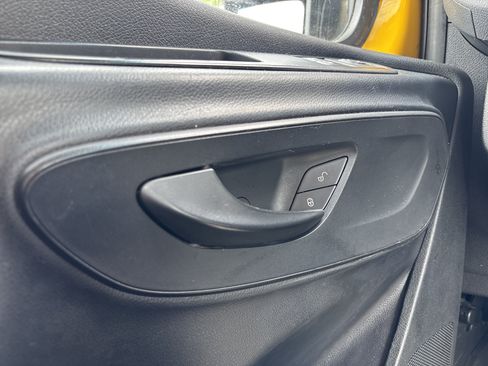 Used 2021 Mercedes-Benz Sprinter 2500 w/ Acoustic Package image 28