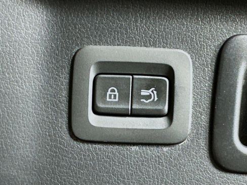 Used 2025 MAZDA CX-90 3.3 Turbo w/ Select Package image 30