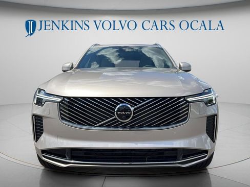 New 2026 Volvo XC90 B6 Plus w/ Protection Package Premier AWD/4WD image 8