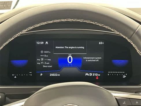 Certified 2022 Volkswagen Tiguan SE image 6