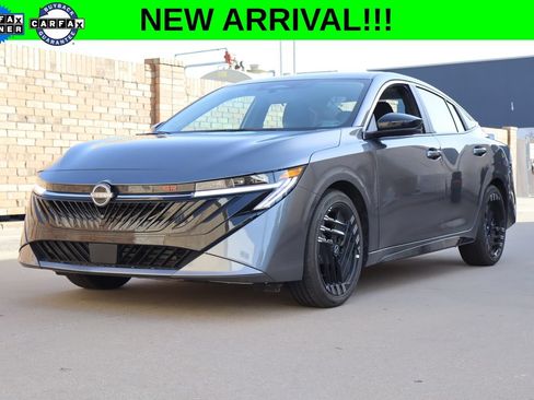 Used 2026 Nissan Sentra SR w/ Floor Mat Package FWD image 1