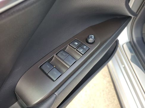 Used 2024 Toyota Camry SE w/ Convenience Package image 13