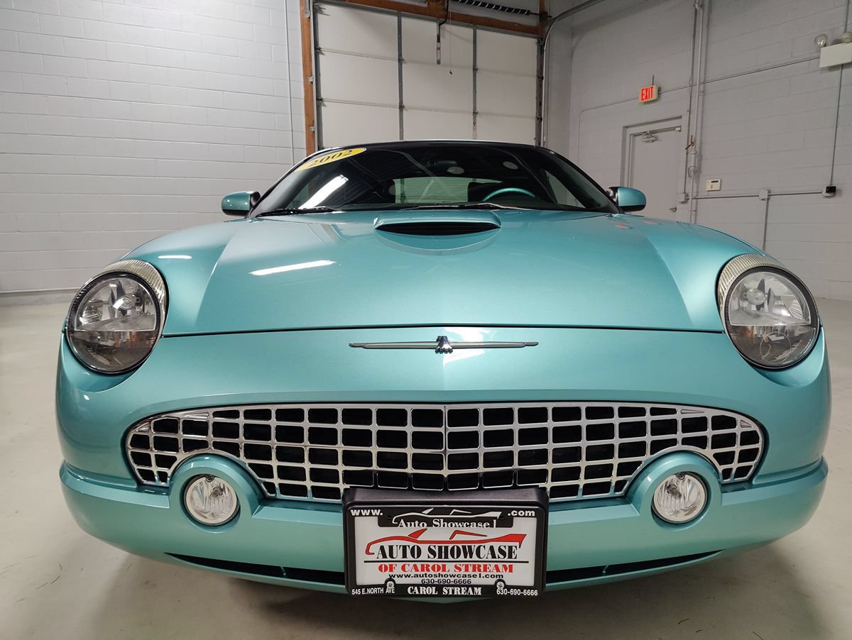 Used 2002 Ford Thunderbird RWD image 3