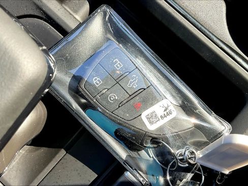 Certified 2024 GMC Sierra 1500 AT4 w/ Technology Package image 27