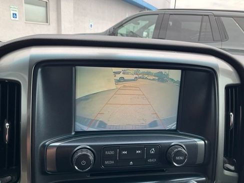 Used 2018 Chevrolet Silverado 1500 LT w/ All Star Edition AWD/4WD image 6
