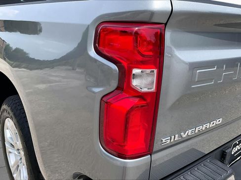 Used 2024 Chevrolet Silverado 1500 LTZ w/ Z71 Off-Road Package AWD/4WD image 28