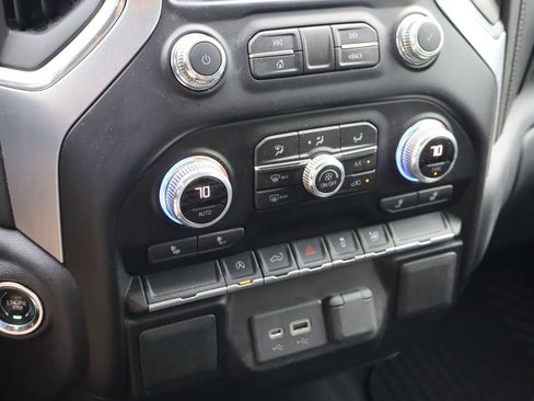 Used 2021 GMC Sierra 1500 SLE AWD/4WD image 23