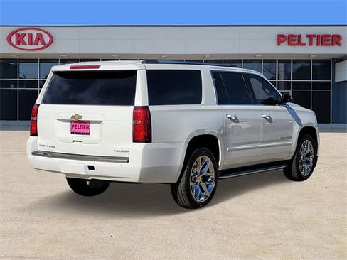 Used 2019 Chevrolet Suburban Premier image 4