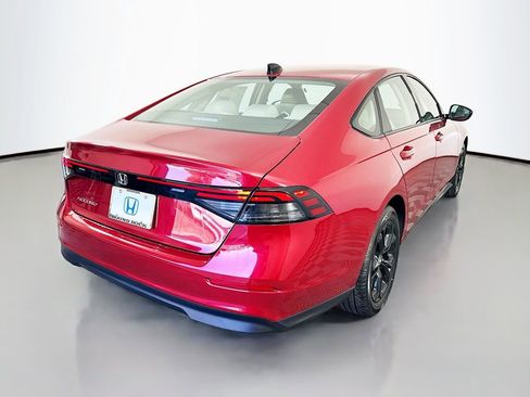 New 2025 Honda Accord SE image 5