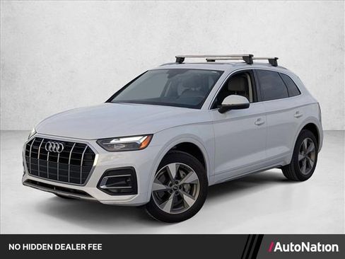 Used 2023 Audi Q5 2.0T Premium w/ Convenience Package AWD/4WD image 1