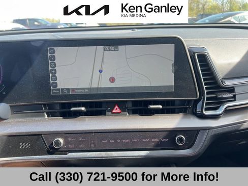 Used 2024 Kia Sportage EX FWD image 13