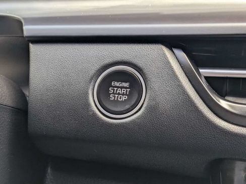Used 2024 Kia Seltos EX FWD image 28