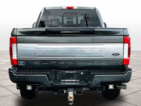 Used 2019 Ford F250 Platinum w/ Platinum Ultimate Package image 4