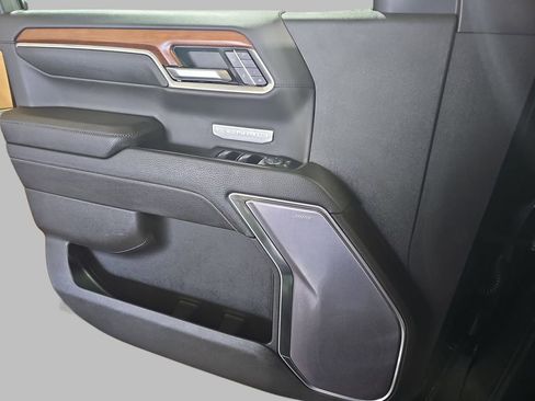 Certified 2022 GMC Sierra 1500 Denali image 32