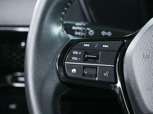 Used 2024 Honda CR-V EX-L image 13