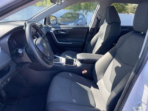 Used 2024 Toyota RAV4 XLE image 37