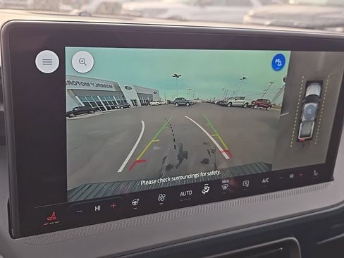 New 2025 Ford Maverick Lariat w/ Black Appearance Package image 4