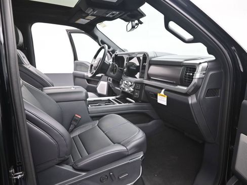 New 2026 Ford F250 Platinum AWD/4WD image 24