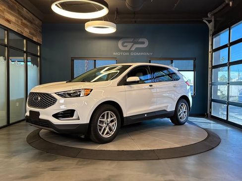 Used 2024 Ford Edge SEL AWD/4WD image 7