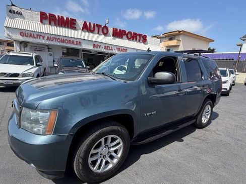Used 2010 Chevrolet Tahoe LS RWD image 2