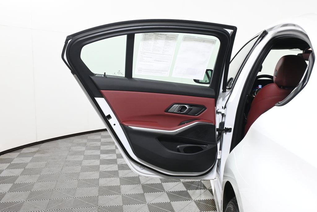 Certified 2023 BMW 330i xDrive Sedan w/ Driving Assistance Package AWD/4WD image 26