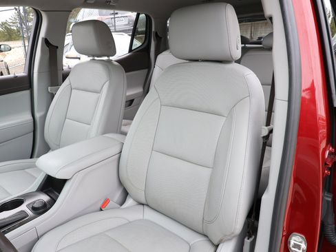 Used 2019 GMC Acadia SLT image 20