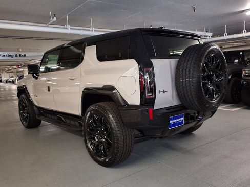 Used 2026 GMC Hummer EV SUV AWD/4WD image 10
