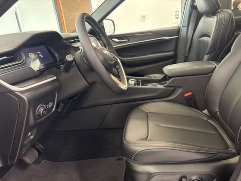 New 2026 Jeep Grand Cherokee L Limited AWD/4WD image 15